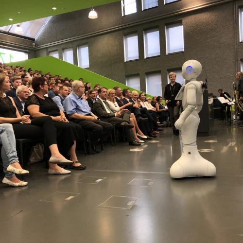 Pepper als Co-Moderator auf der Immatrikulationsfeier der TH Wildau 2018